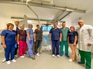 Ендопротезування низхідного відділу аорти